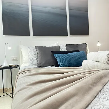 Penthouse With Sunset View Near The Apartment La Listada