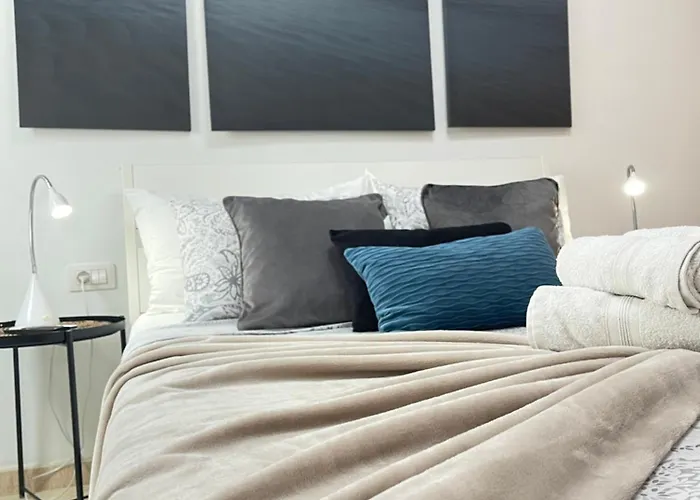 Penthouse With Sunset View Near The Lejlighed La Listada