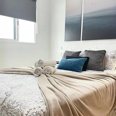 Penthouse With Sunset View Near The